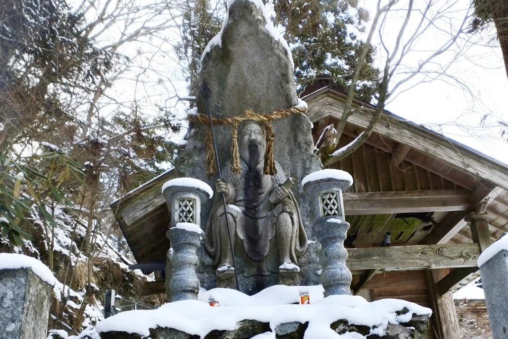A snow-covered statue of En no Gyoja on Mt. Kotsu, one of Shikoku’s many Shugendo mountains.