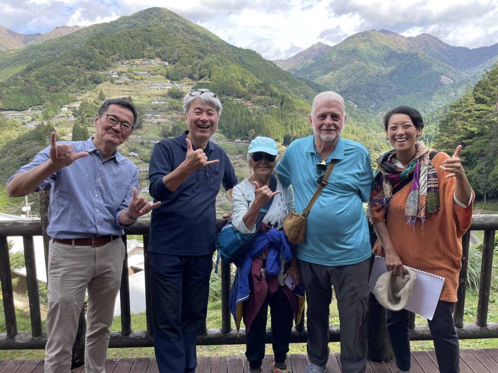 Group photo in the Iya Valley.