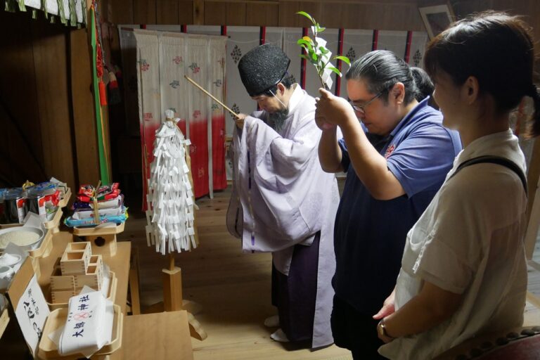 Shinto Rituals Explained: How to Visit a Shrine in Japan - Shikoku ...