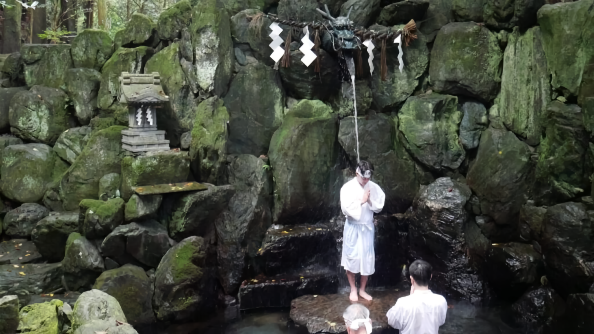 Misogi at Ishizuchi Shrine