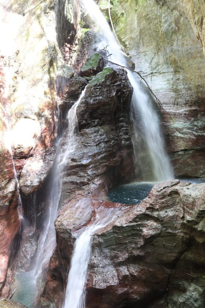 The Uryu (“Rain Dragon”) Waterfall in the Nakatsu Gorge, a particularly stunning section of the Niyodo River. 