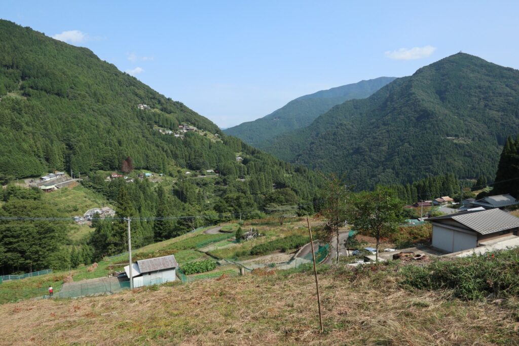 The village of Shigesue as seen from the Ishikawa farmstead