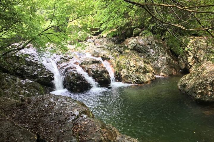 Nametoko-Gorge-waterfalls