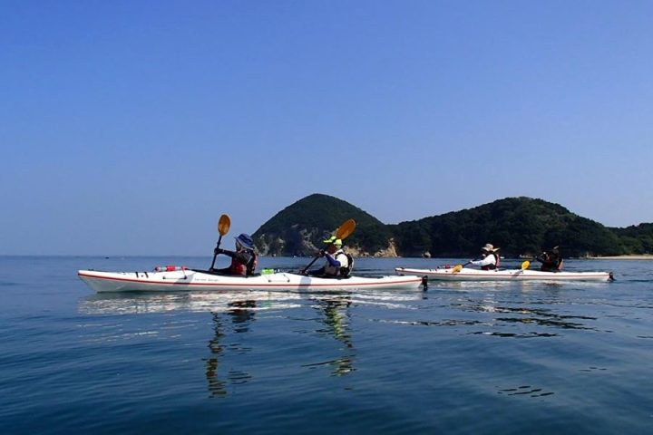 Sea_kayak_Mitoyo_Kagawa